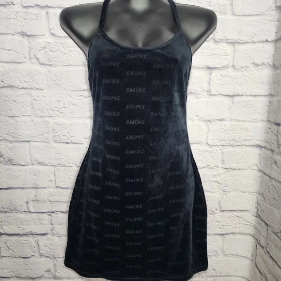 SKIMS Logo Velour Slip Dress / ONYX/ LARGE/ NWT - Picture 6 of 13